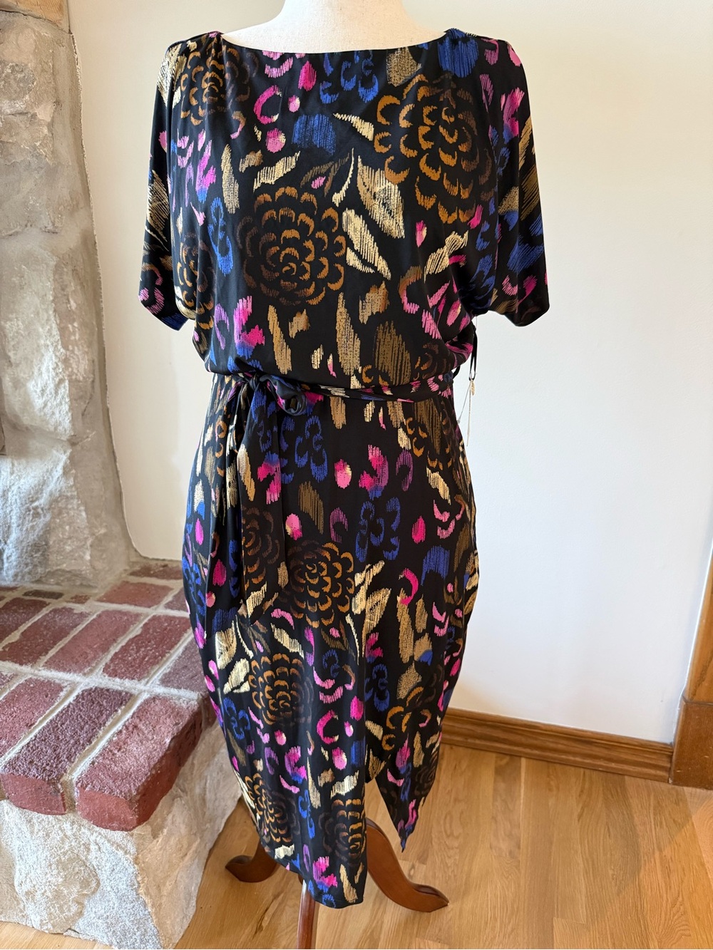 NWT Kensie Midi Dress with Faux Wrap Skirt and Belt